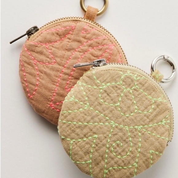 FP One Upcycled Circle Wallet pink rose - Picture 8 of 10